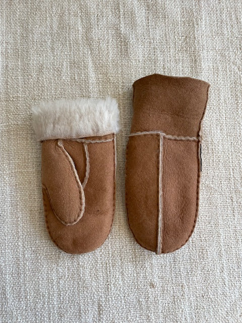 The Munchkin Montacute Sheepskin Mitten (Age 2 - 5 years)