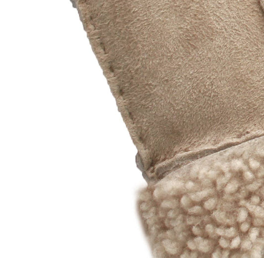 The Munchkin Montacute Sheepskin Mittens - Sand (Age 1 - 2 years)