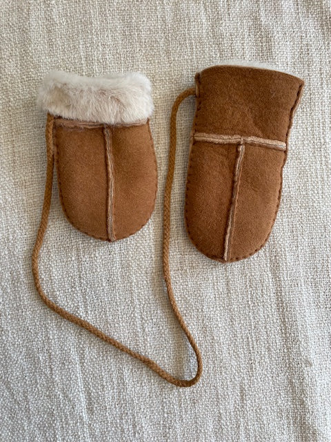 The Munchkin Montacute Baby Sheepskin Mittens